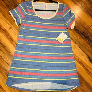 Xxs LulaRoe Classic T